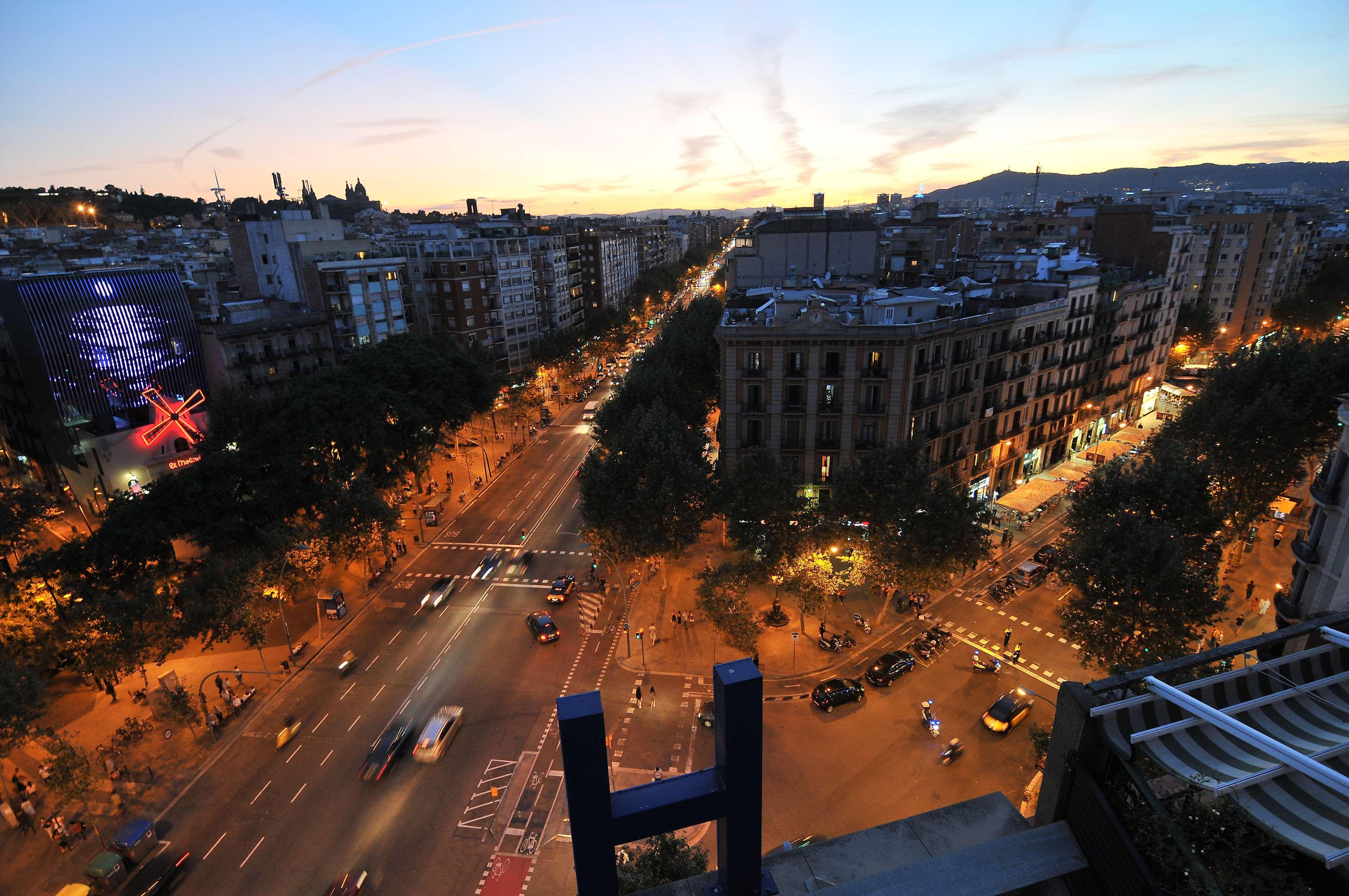 Hotel Barcelona Universal Exterior photo